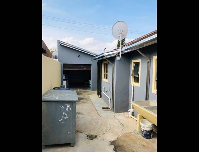 3 BEDROOM HOUSE FOR SALE IN ORANGE FARM